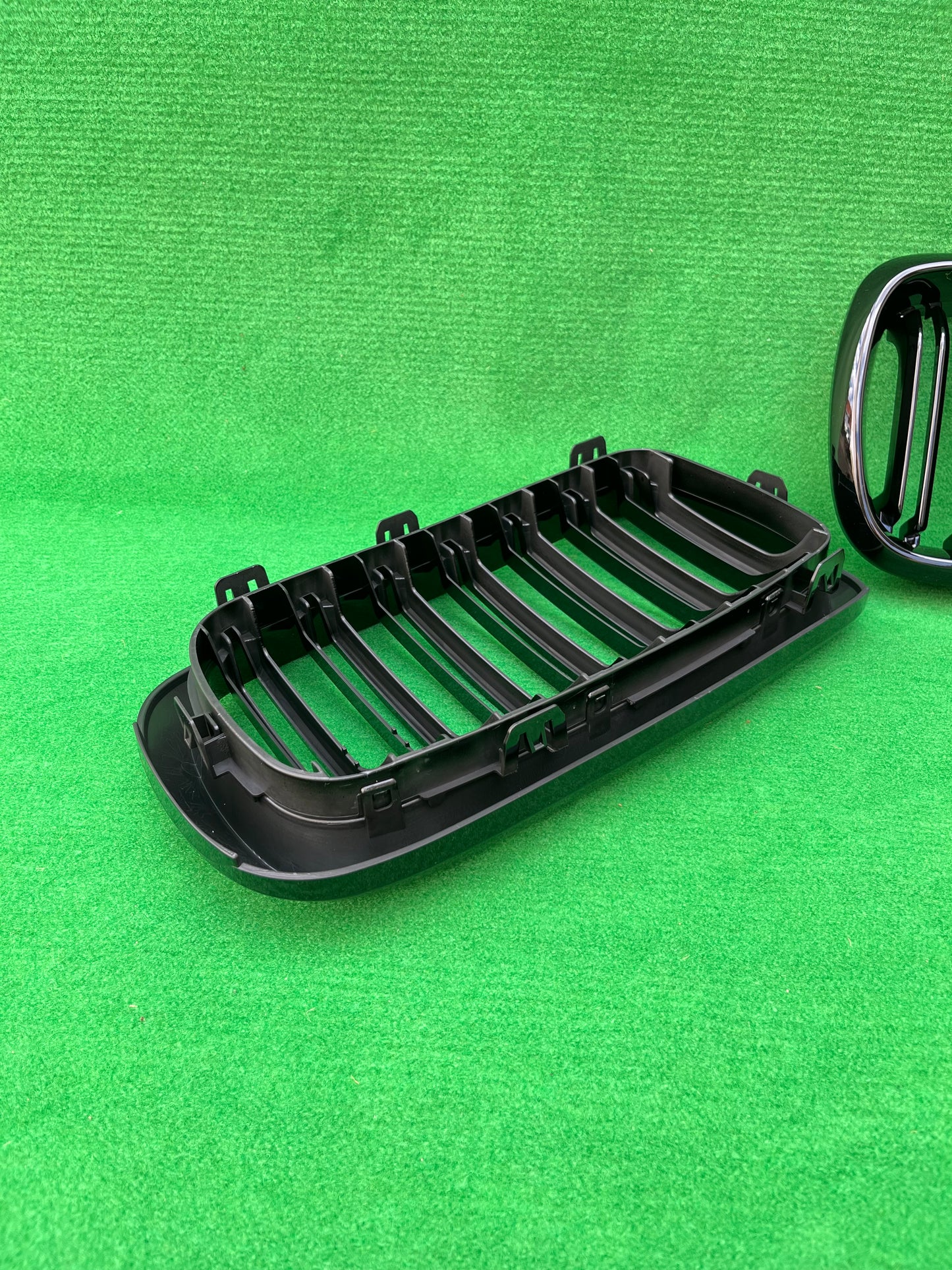 Bmw X5 f15 grill prednja maska