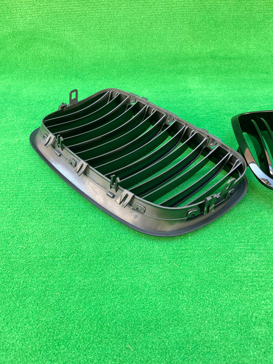 Bmw X5 X6 e70 e71 grill prednja maska