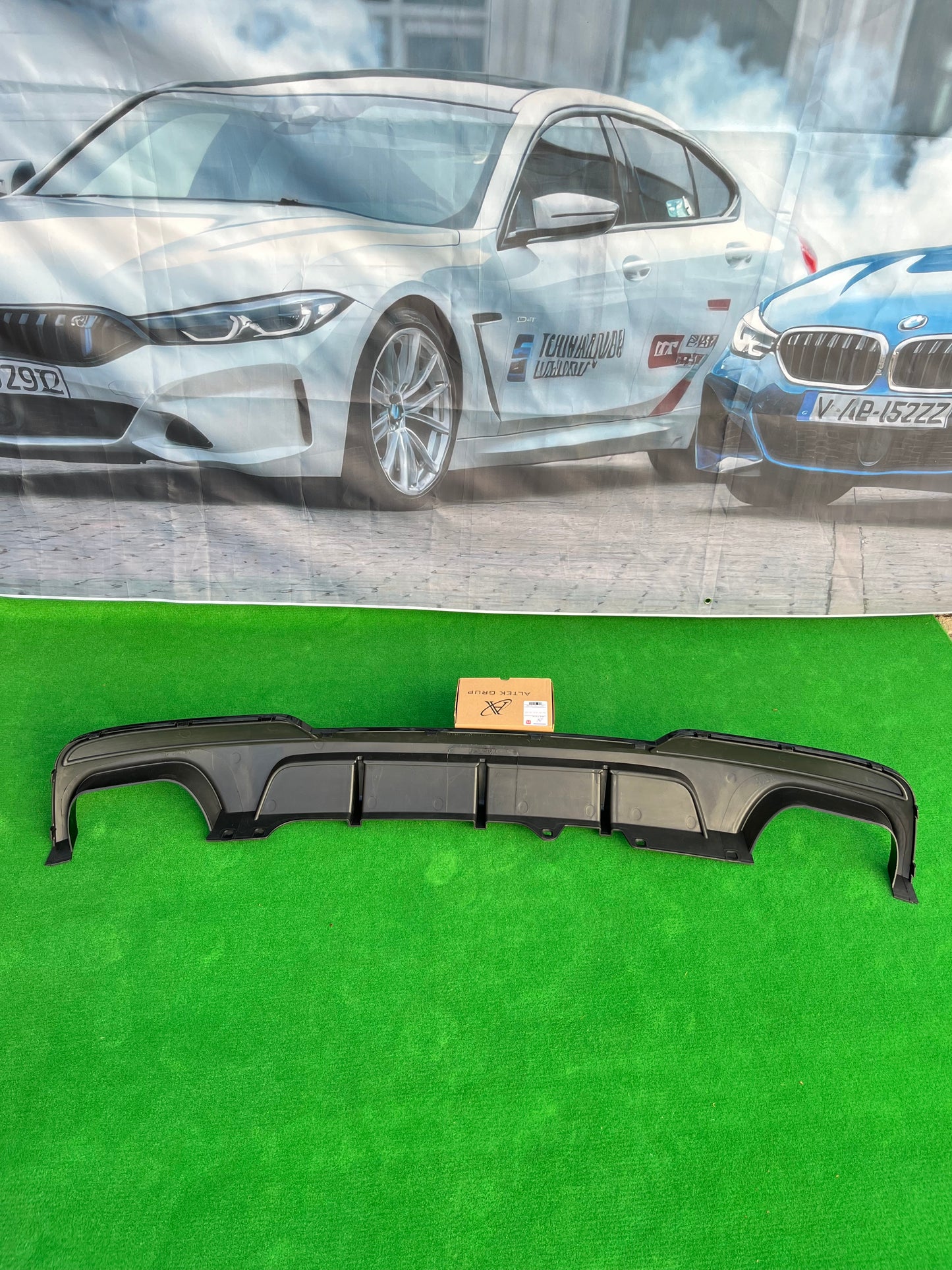Bmw 5 f10 difuzor zadnjeg branika