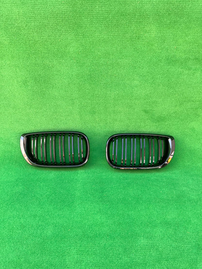 Bmw 3 e46 pre LCI grill prednja maska