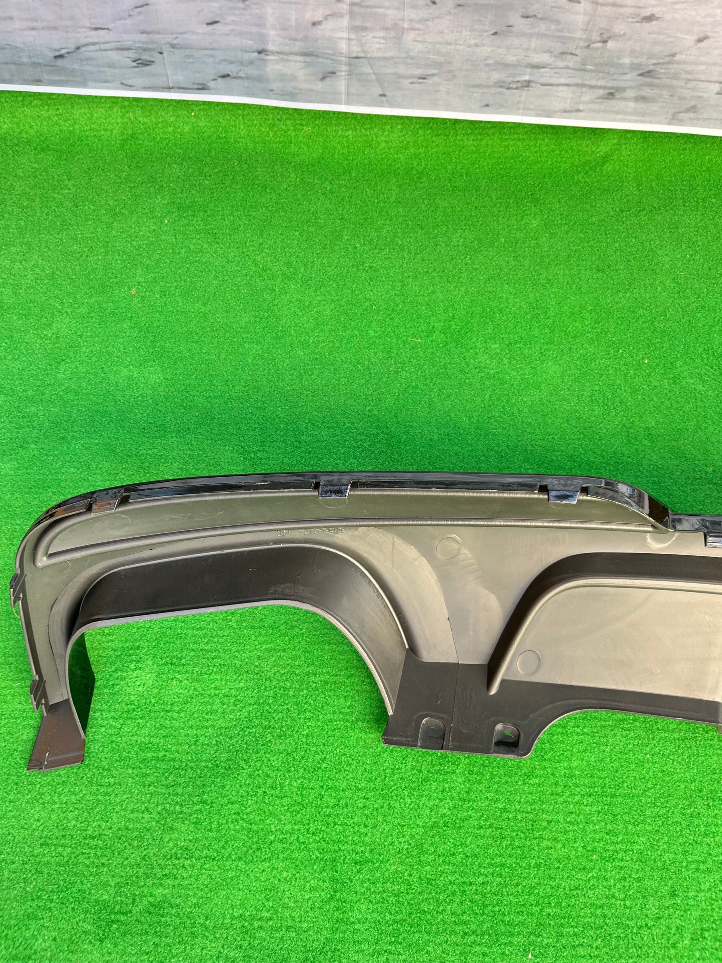 Bmw 5 f10 difuzor zadnjeg branika