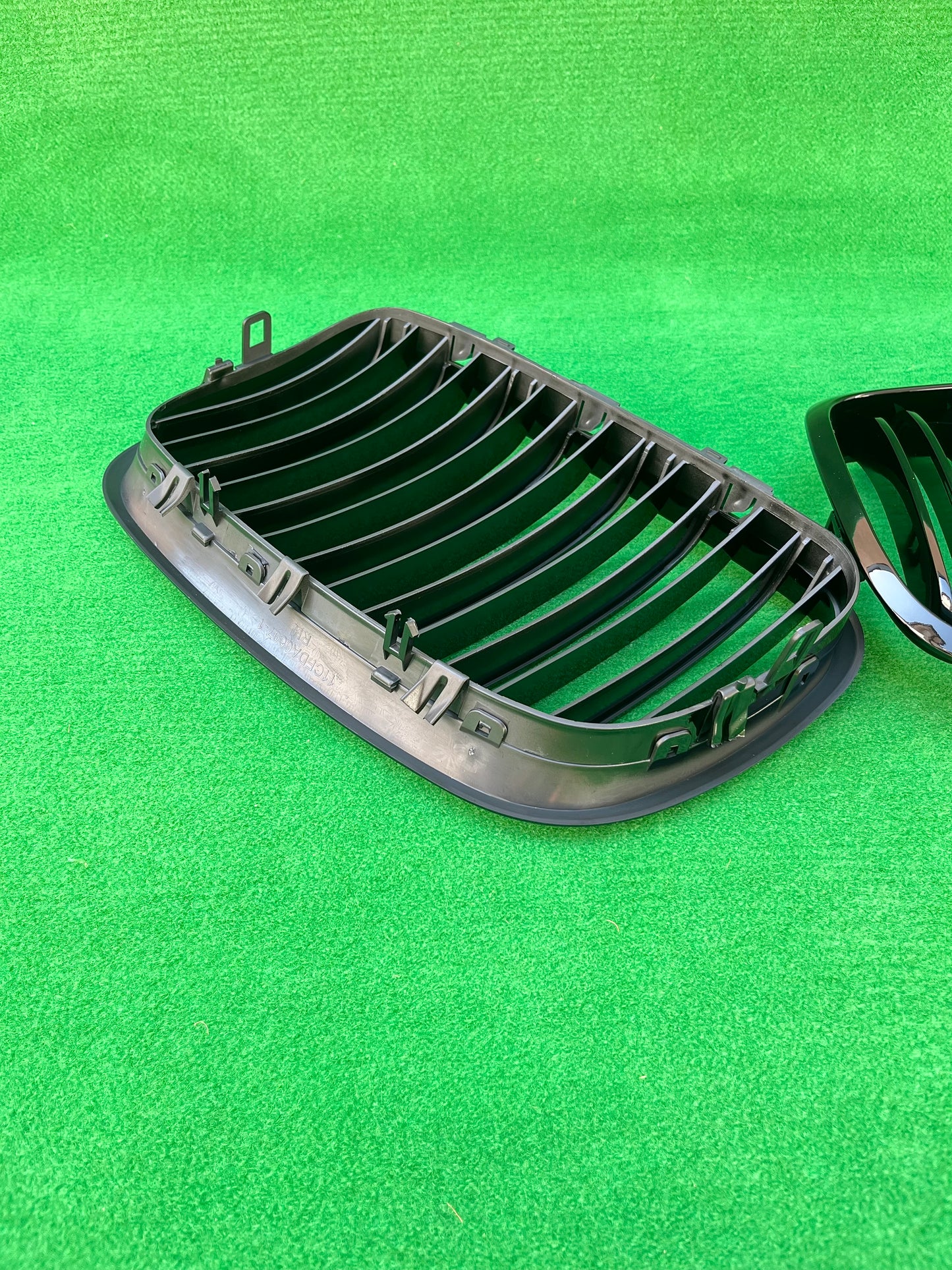 Bmw X5 X6 e70 e71 grill prednja maska