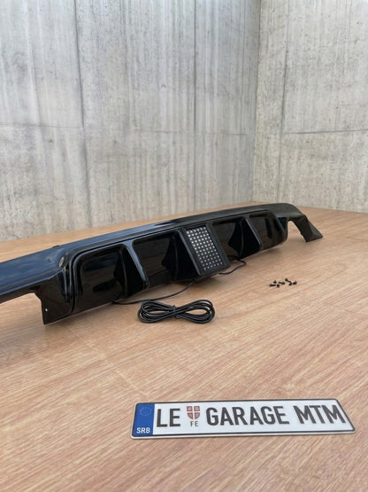 Bmw 5 F1 difuzor sa LED svetlom